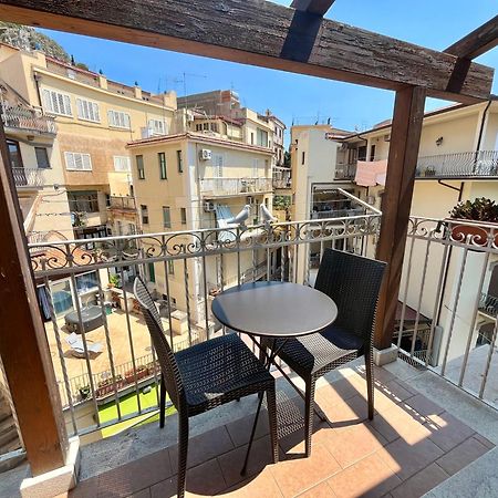 Sole Apartment Taormina Eksteriør bilde