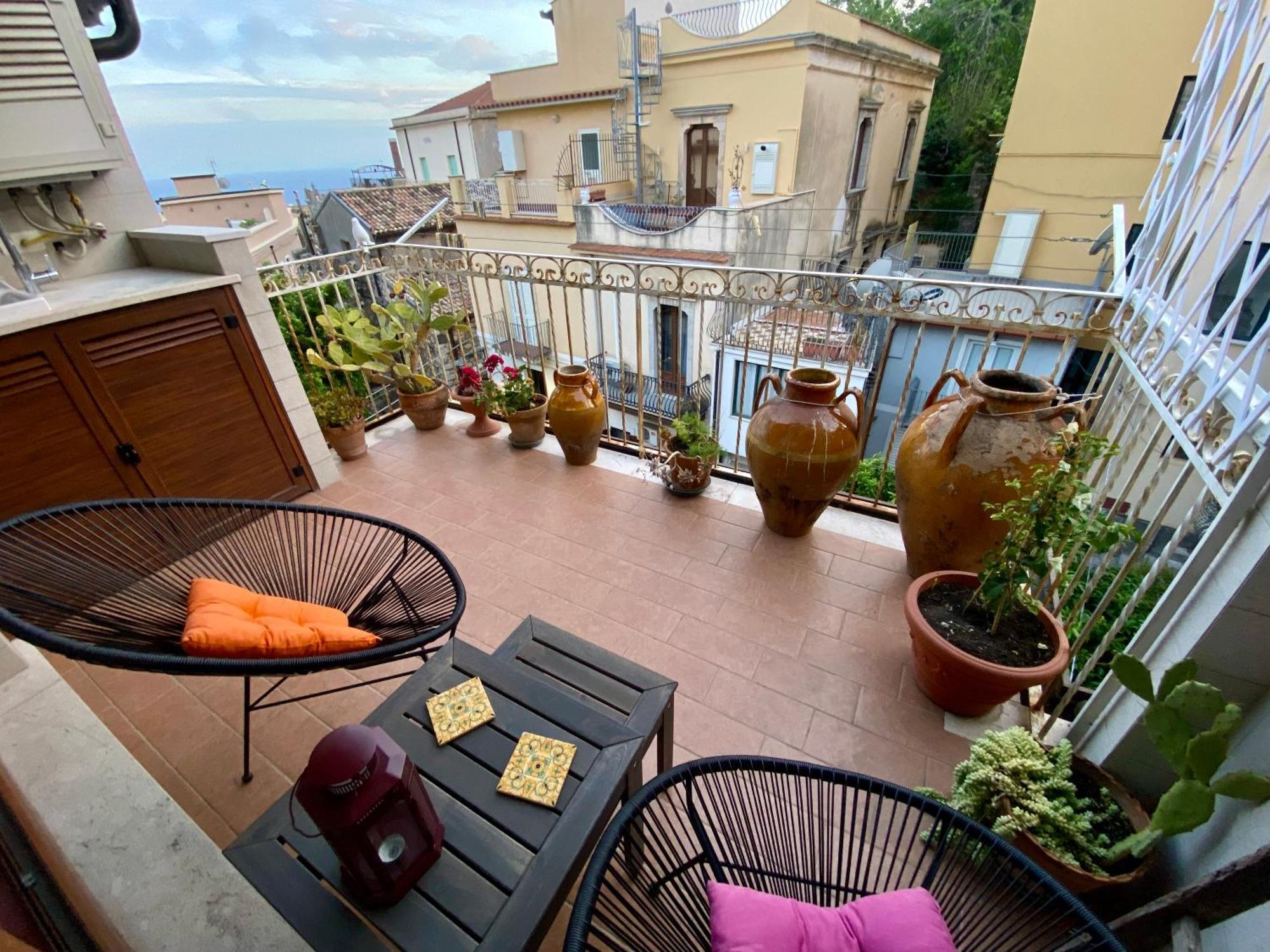 Sole Apartment Taormina Eksteriør bilde